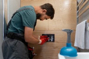 karsiyakada banyo tikanikligini kendi basiniza acmayin neden xuHVt7